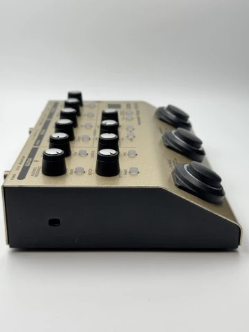 Boss VE-8