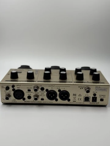 Boss VE-8