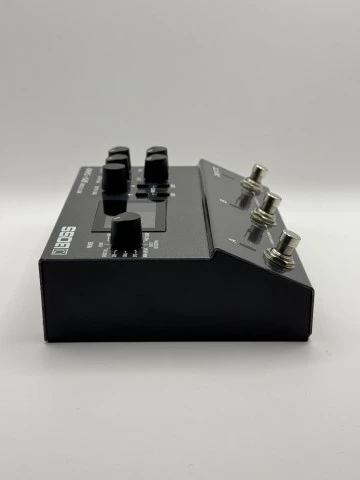 Boss RV-500