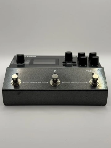 Boss RV-500