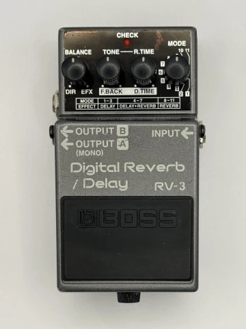 Boss RV-3