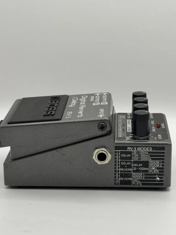 Boss RV-3