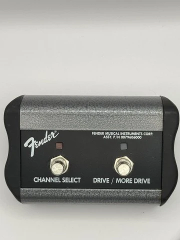 Fender 2-Button Footswitch Channel / Drive-More Drive (P/N 0079606000)