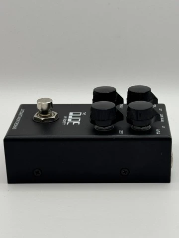 Rockett The Dude V1