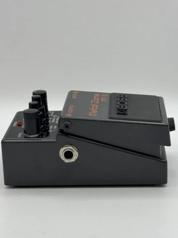 Boss MT-2