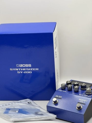 Boss SY-200